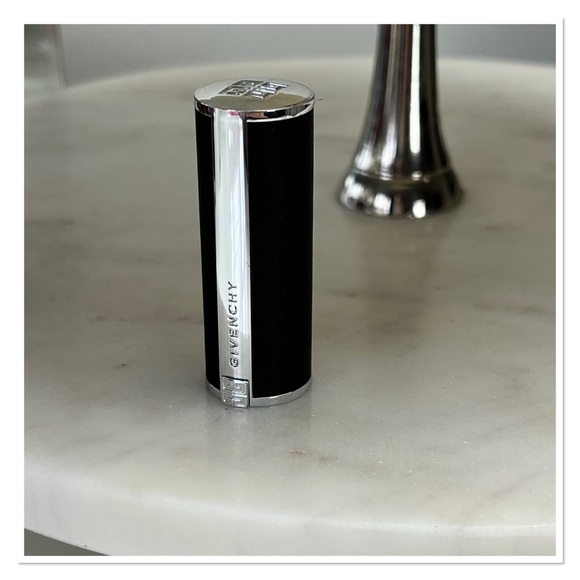 GIVENCHY Le Rouge Interdit Intense Silk Lipstick Mini 💄🆕 - Picture 8 of 13